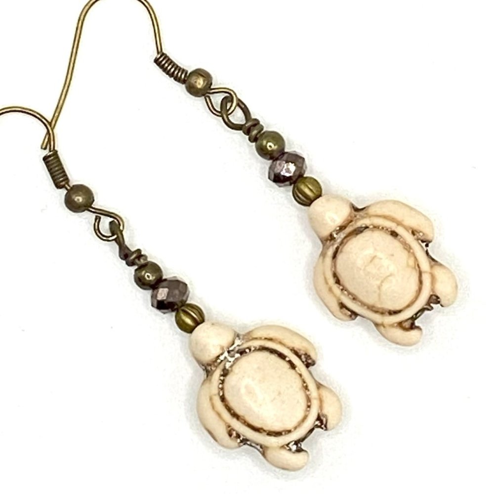 Sea Turtle Beaded Earrings